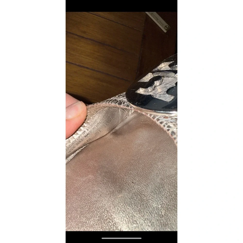 Tory Burch Reva Ballet Flats Silver Metallic Snakeskin Leather Logo Size 10M